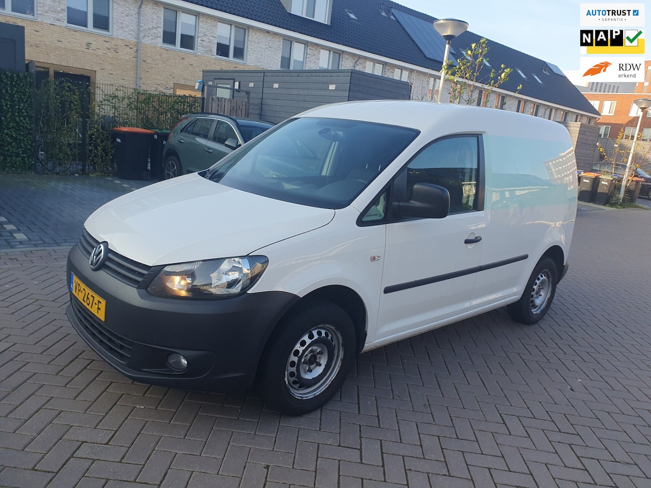 Volkswagen Caddy - 1.6 TDI 2.e eigenaar - AutoWereld.nl