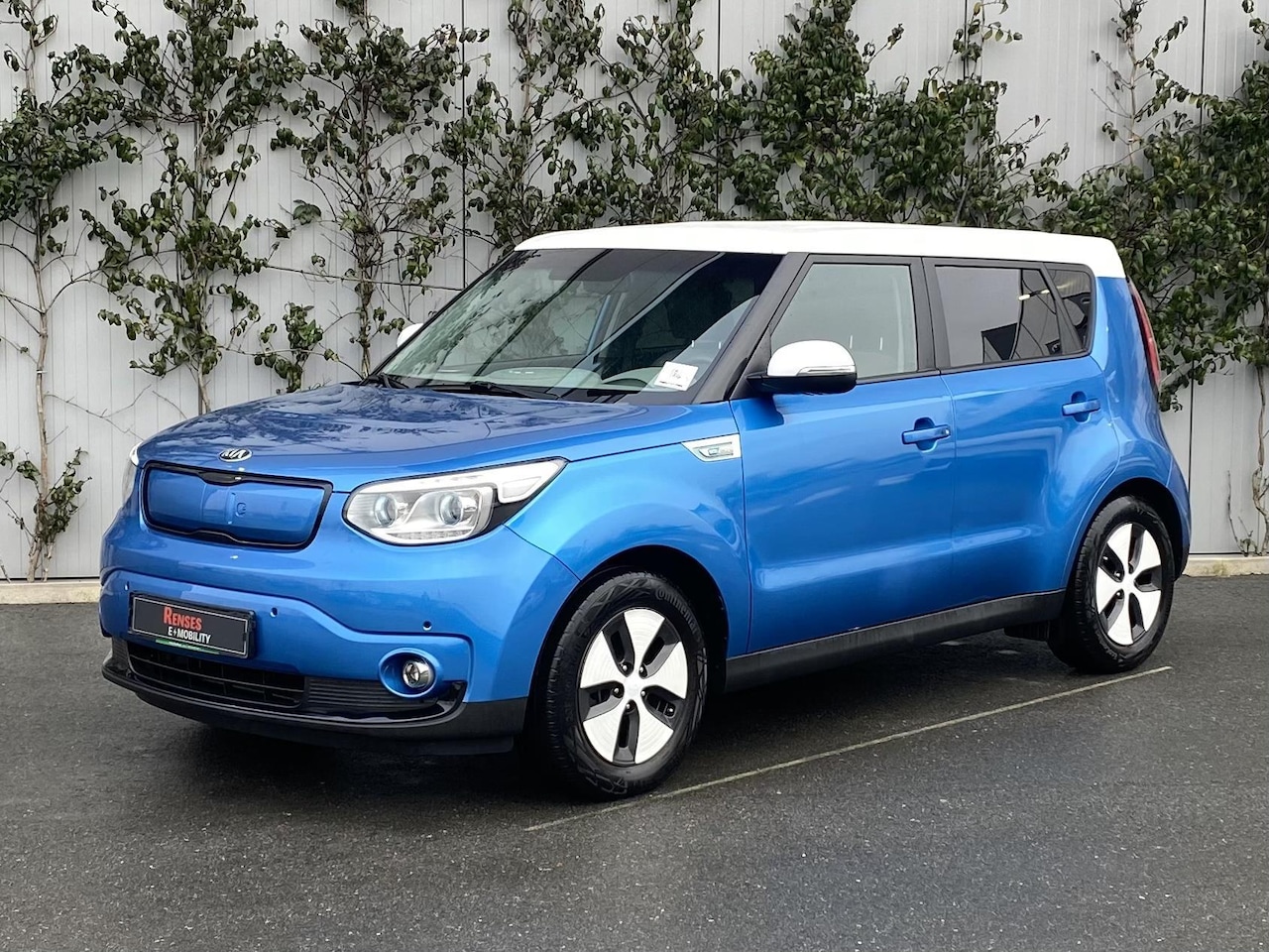 Kia Soul - EV ExecutiveLine 27 kWh prijs na 2000 subsidie - AutoWereld.nl