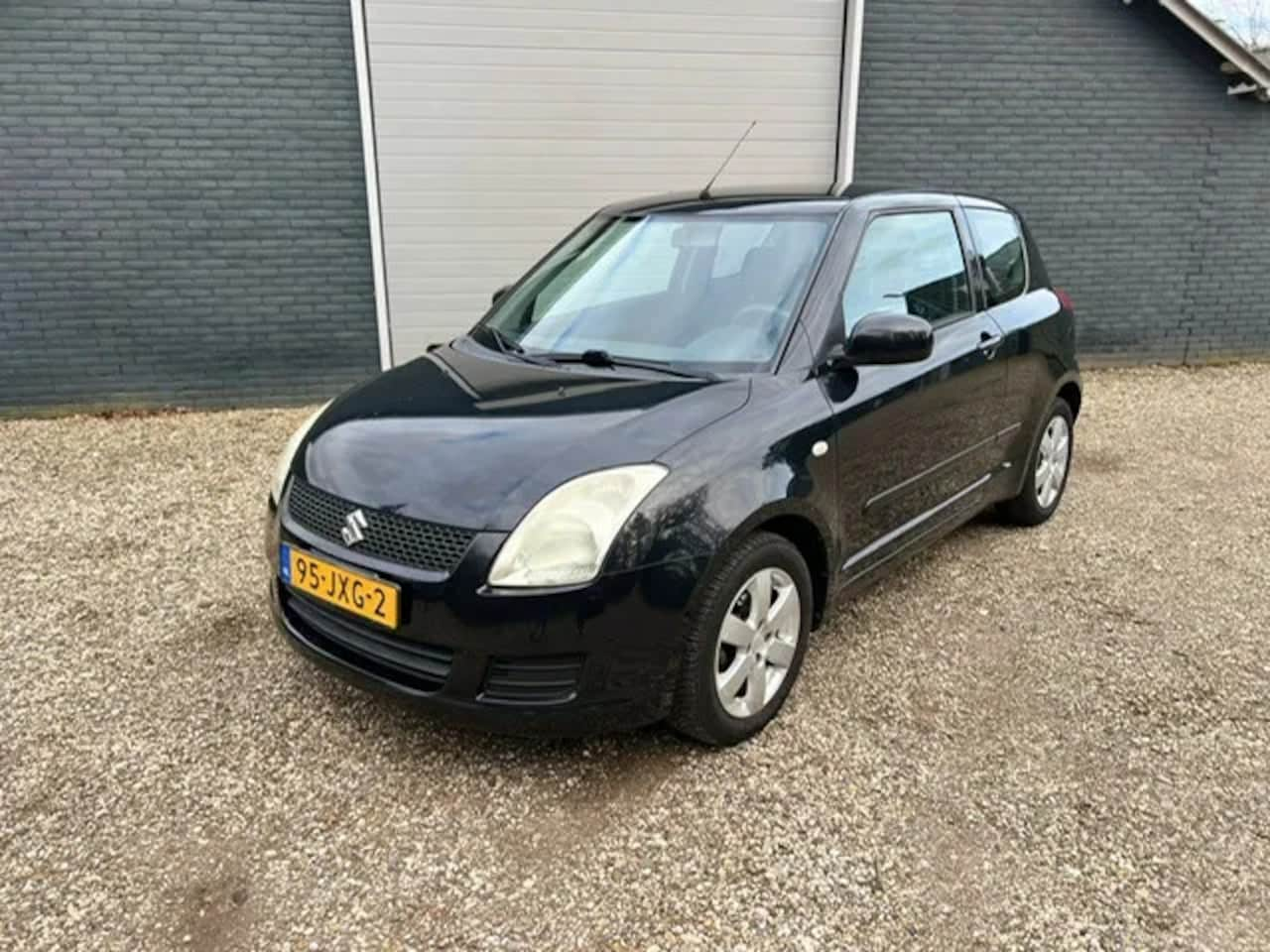 Suzuki Swift - 1.3 - AutoWereld.nl