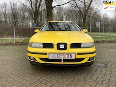 Seat Leon - 1.6-16V Sport 5-deurs // airco // topstaat// nieuwe apk //