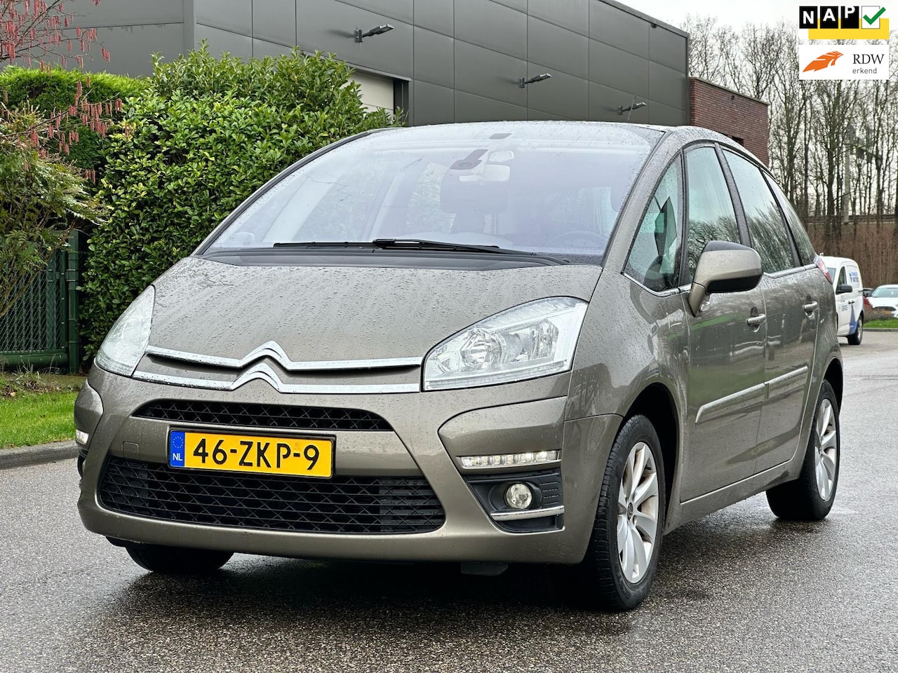 Citroën C4 Picasso - 1.6 VTi Collection Navigatie*Cruise*Clima*Trekhaak*NAP*Parkeersensoren*LM velgen* - AutoWereld.nl