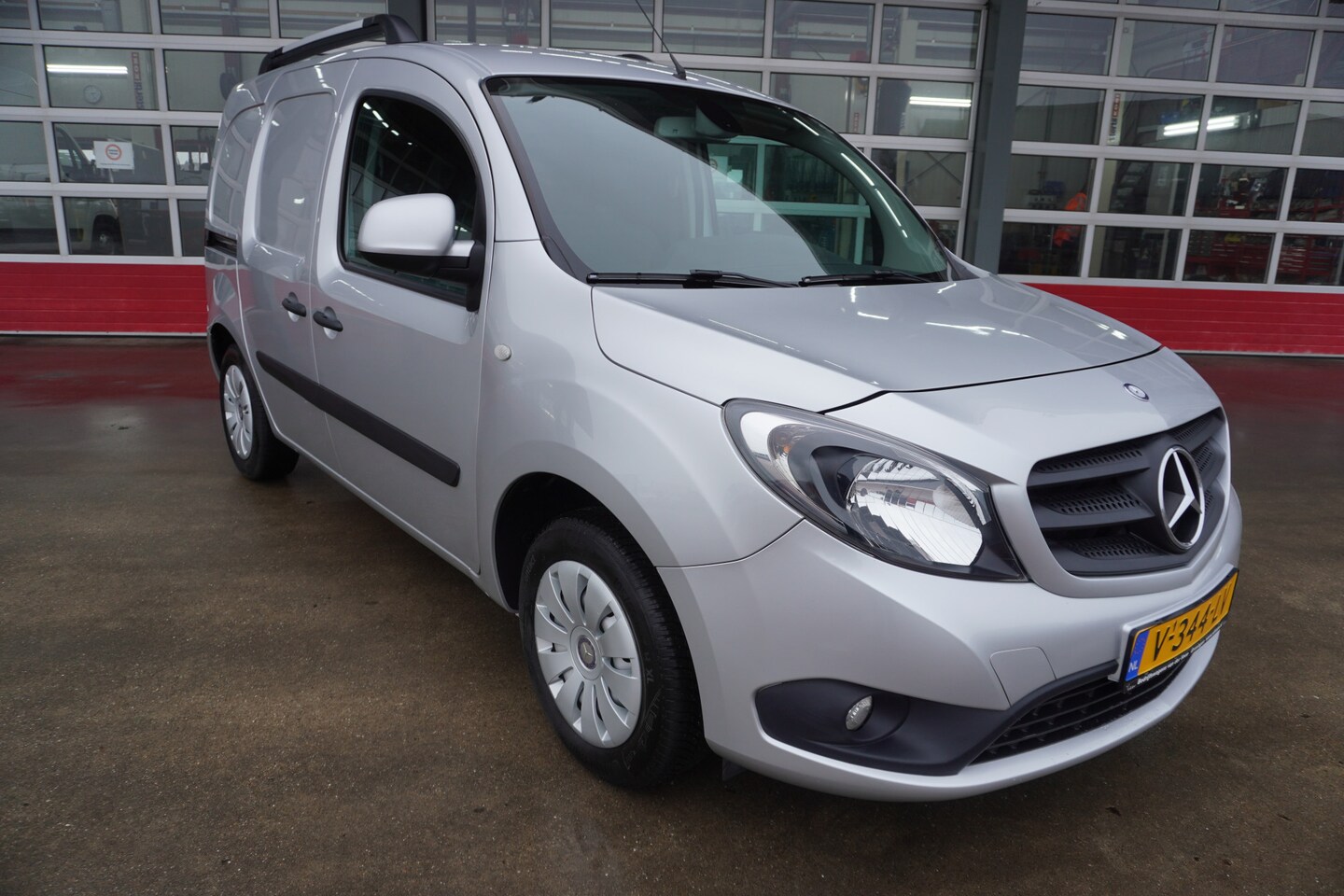 Mercedes-Benz Citan - 109 CDI BlueEFFICIENCY Airco/Cruise/ trekhaak - AutoWereld.nl