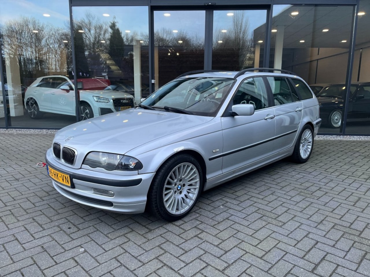 BMW 3-serie - 320i 6-cil 200pk Handbak Drift/Race, - AutoWereld.nl