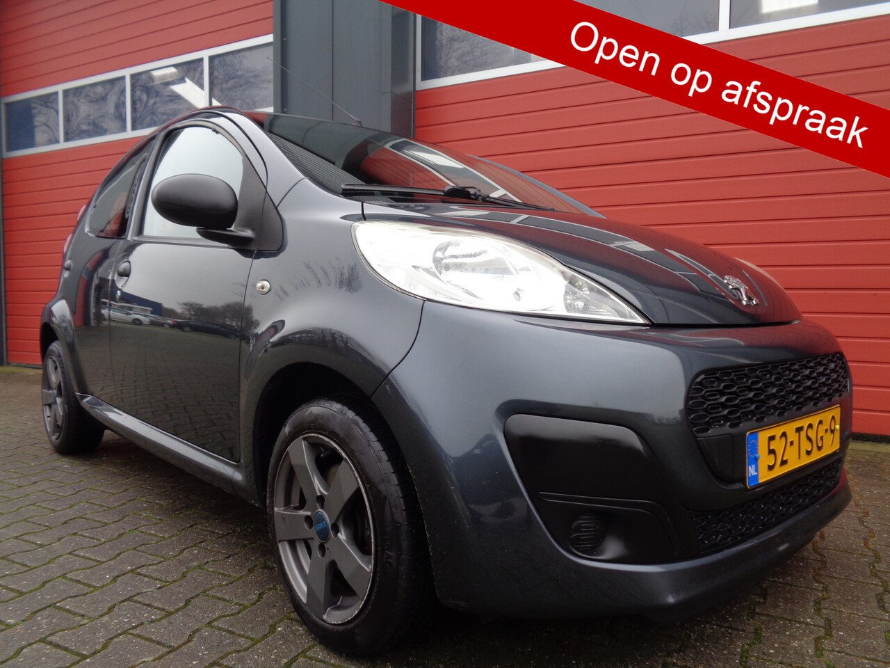 Peugeot 107 - 1.0 Access Accent 1.0 Access Accent,5Drs,Airco,15 Inch LMV! - AutoWereld.nl