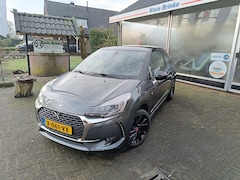 DS 3 - 3 1.2 PureTech 110 PK Performance Line 37.154km Nieuwstaat