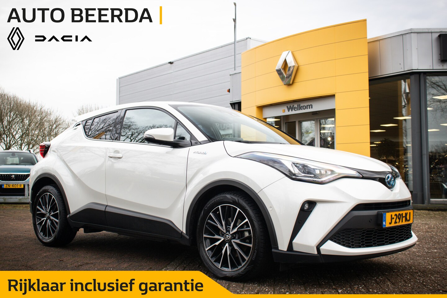 Toyota C-HR - 1.8 Hybrid Executive | ACC | Stoelverwarming | Camera - AutoWereld.nl