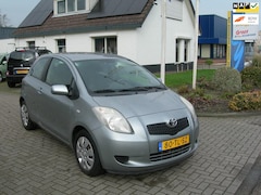 Toyota Yaris - 1.3 VVTi Sol