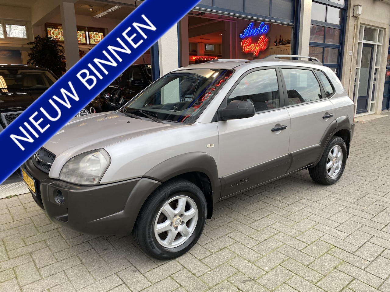 Hyundai Tucson - 2.0i Active AIRCO/NW APK 02-2025/NETTE STAAT - AutoWereld.nl