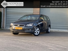 Ford Focus Wagon - 1.6-16V Futura