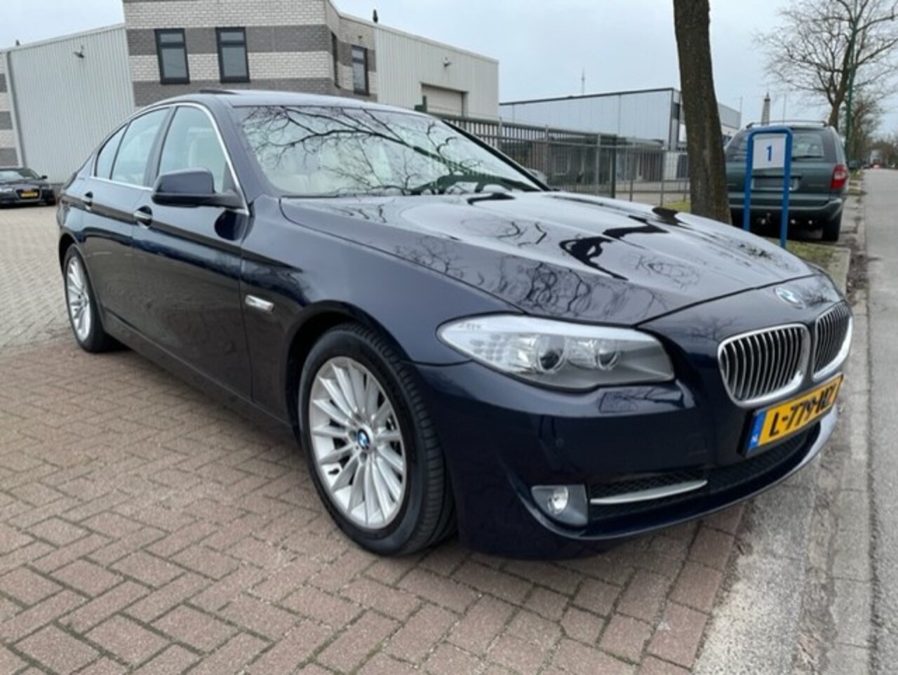 BMW 5-serie - 535xd High Executive Individual Automaat Airco/ECC,Navigatie,Schuif/kantel,Xenon - AutoWereld.nl