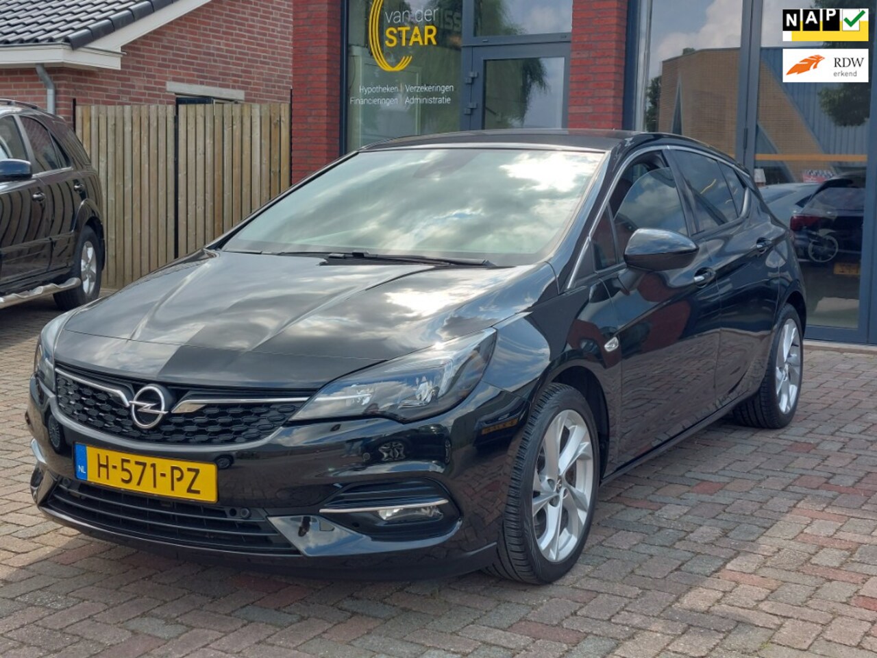 Opel Astra - 1.2 Edition+ /BTW/Multim.pakket Nav./Winterpakket - AutoWereld.nl