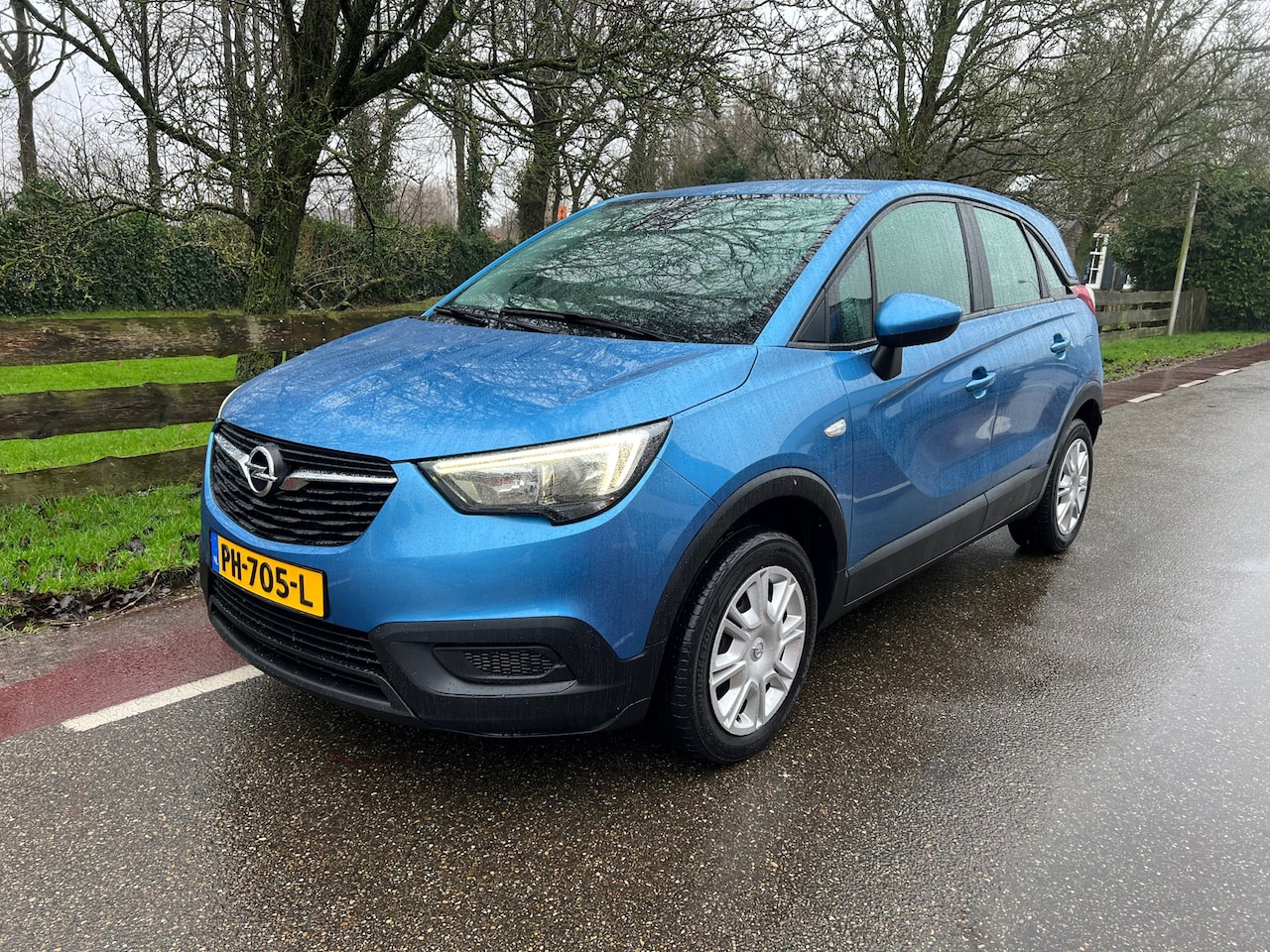 Opel Crossland X - 1.2 Turbo Online Edition Airco. Trekhaak - AutoWereld.nl