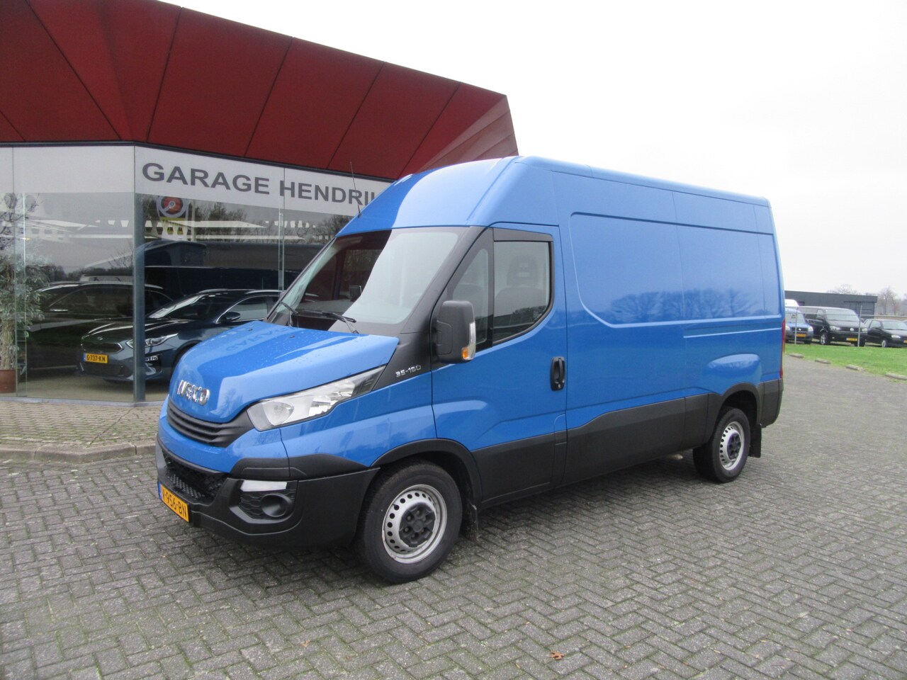 Iveco Daily - 35S16V 2.3 352 L2 H2 Trekhaak 3.5 ton (occasion) - AutoWereld.nl