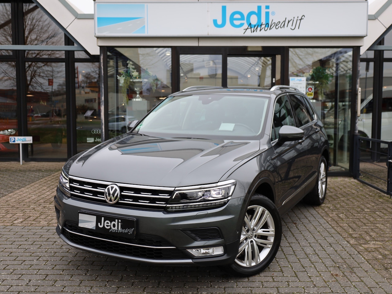 Volkswagen Tiguan - Highline 4Motion 2.0 TSI 132kw/180pk DSG7 - AutoWereld.nl