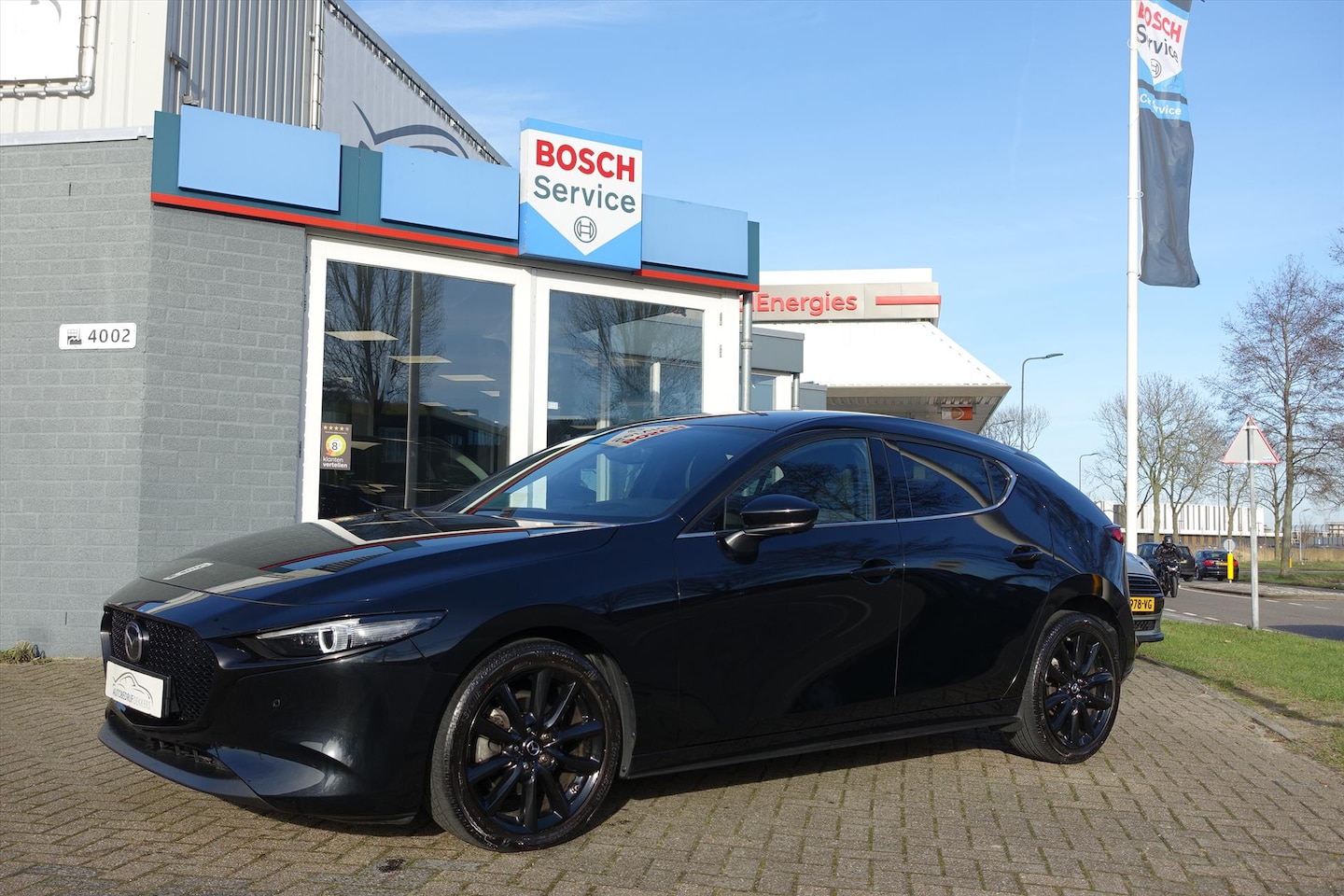 Mazda 3 - Skyactiv-X 186pk Luxury | LED | NAVI | STOELVERW | CAMERA - AutoWereld.nl