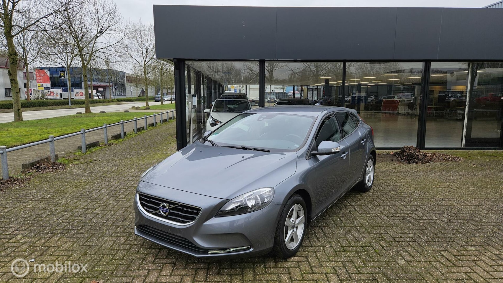 Volvo V40 - 1.6 T4 Kinetic 1.6 T4 Kinetic - AutoWereld.nl