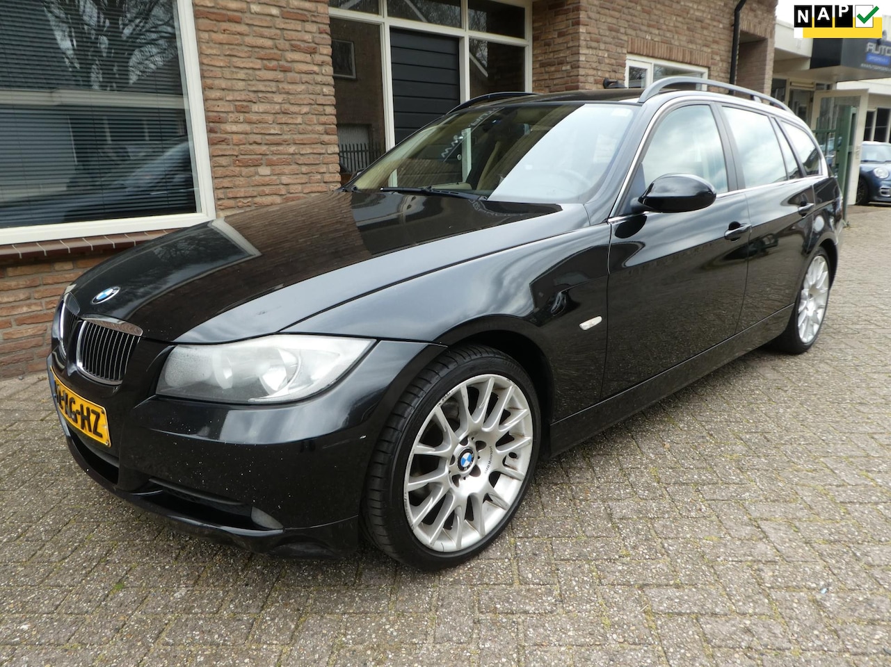 BMW 3-serie Touring - 325i 325i - AutoWereld.nl