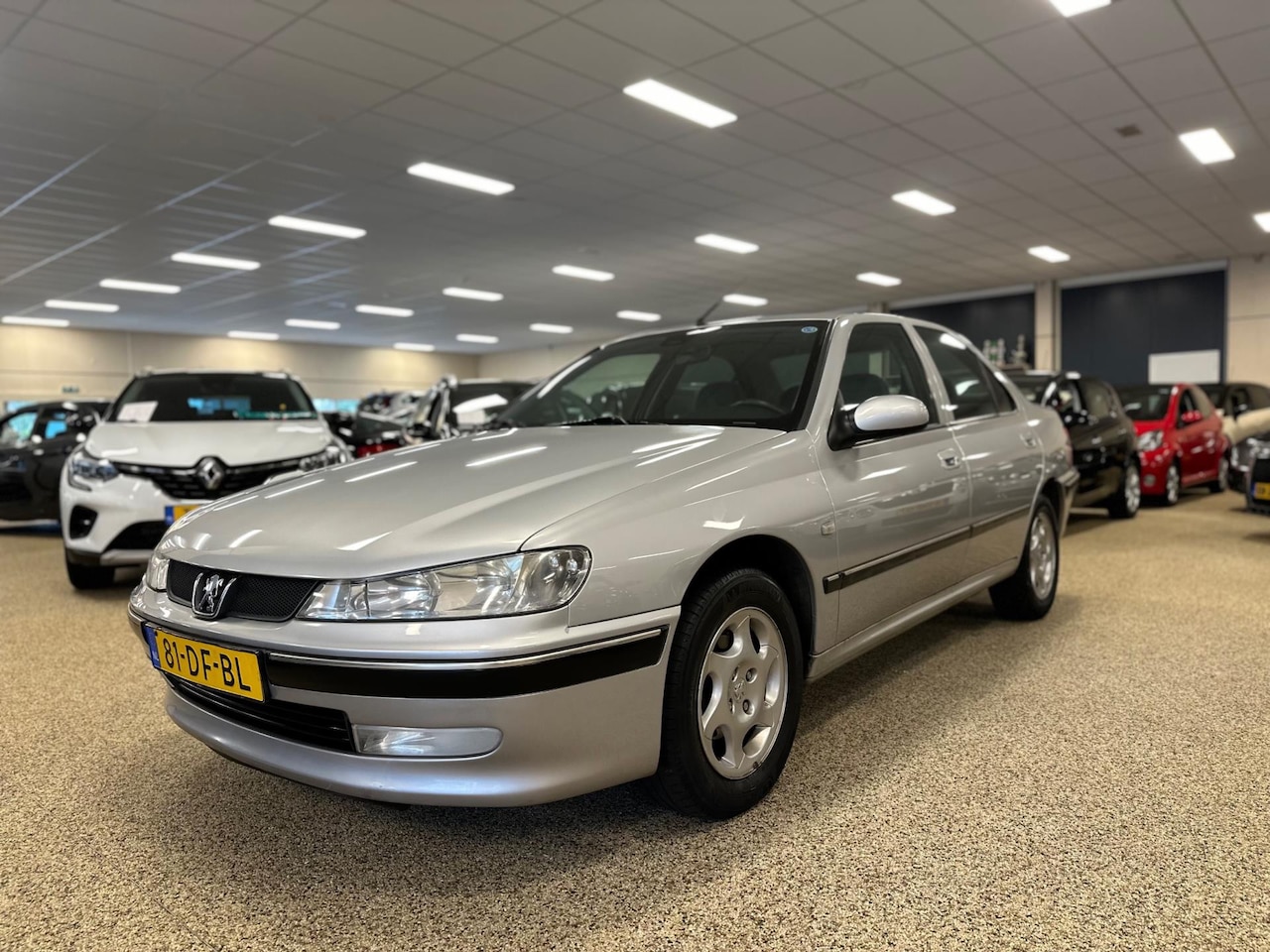 Peugeot 406 - 1.8-16V ST*127000 Km*NL Auto*Clima Airco*Trekhaak*Lichtmetaal. - AutoWereld.nl