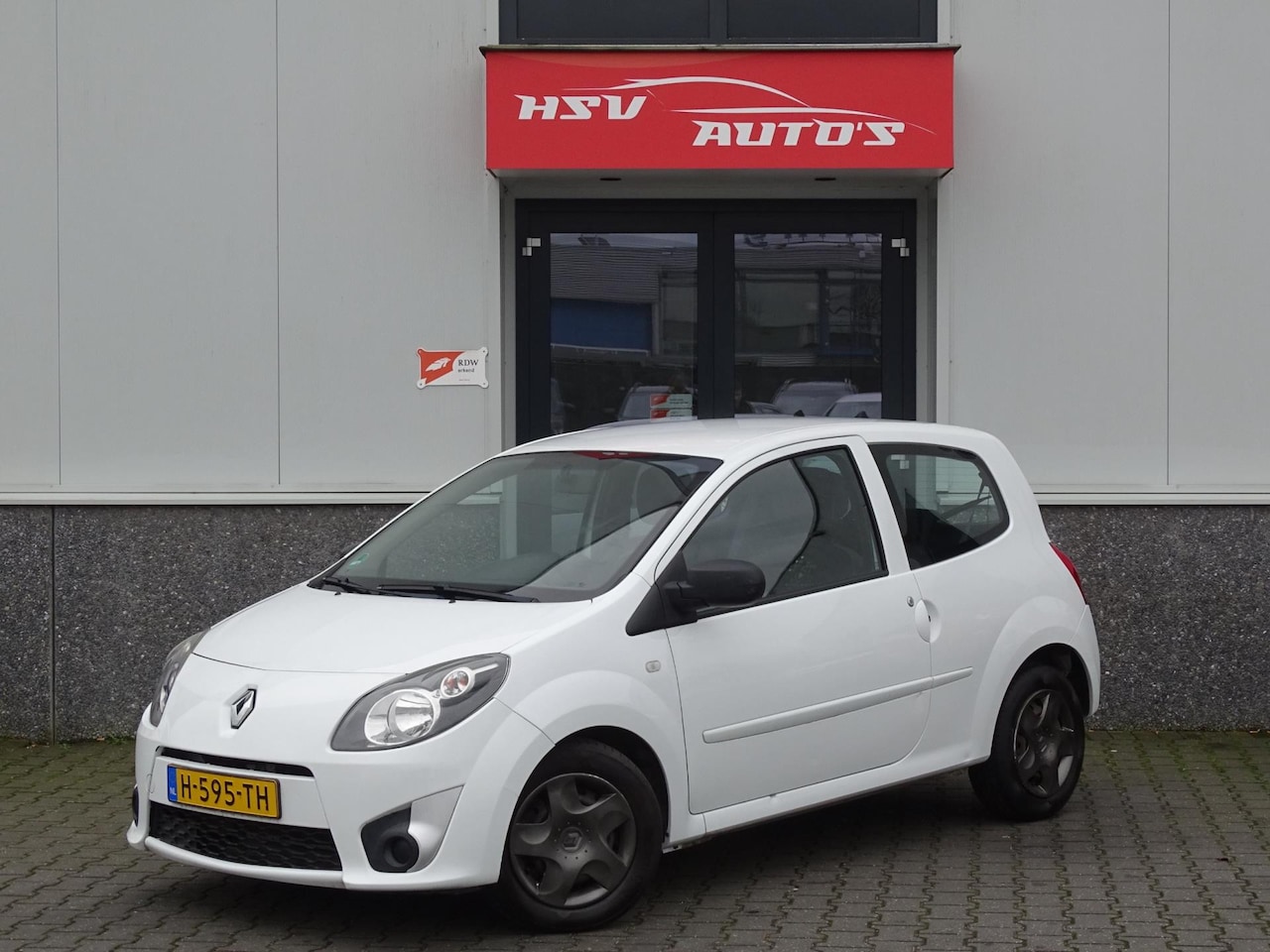 Renault Twingo - 1.2-16V Night&Day airco radio/CD 2011 wit - AutoWereld.nl