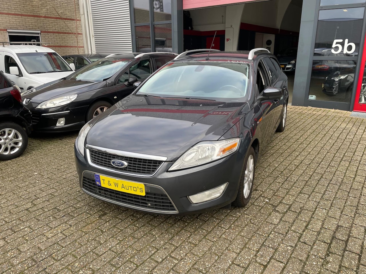 Ford Mondeo Wagon - 1.6-16V Ghia 1.6-16V Ghia - AutoWereld.nl