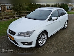 Seat Leon ST - 1.4 TSI FR Dynamic / DSG / Panorama / Navi