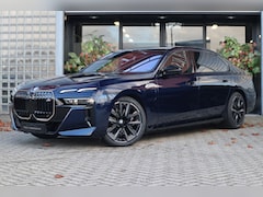 BMW 7-serie - M760e xDrive | M Sportpakket Pro, Driving Assistant Professional, Carbon interieur, Bowers