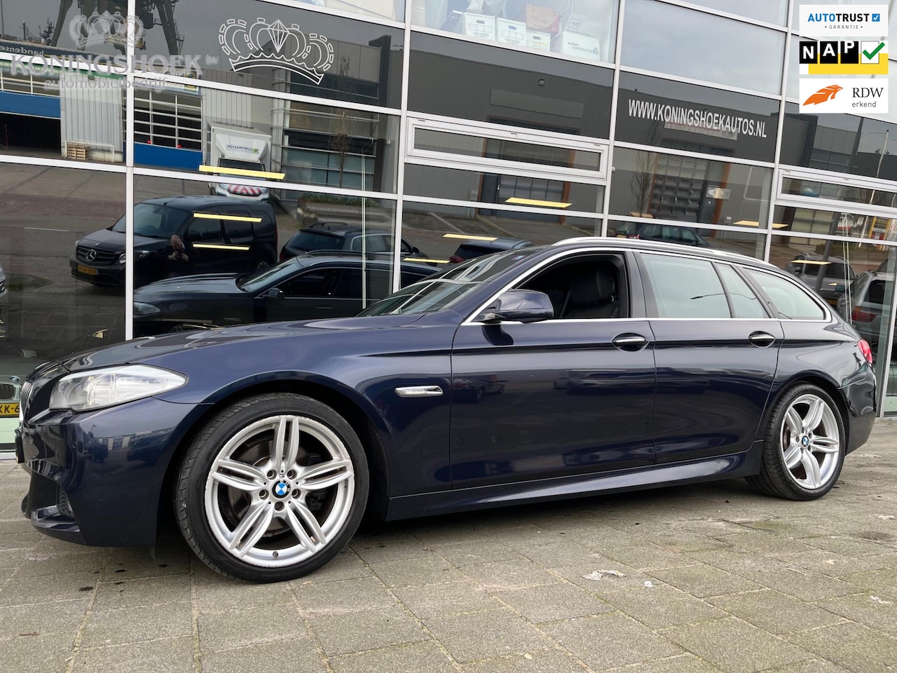 BMW 5-serie Touring - 520i M Sport High Executive 520i M Sport High Executive - AutoWereld.nl