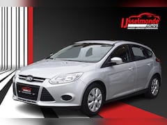 Ford Focus - 1.6 TI-VCT Ambiente Dealer onderhouden 22.449Km Uniek