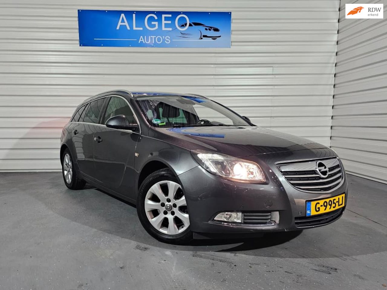 Opel Insignia Sports Tourer - 1.6 T Edition 1.6 T Edition 180PK - AutoWereld.nl