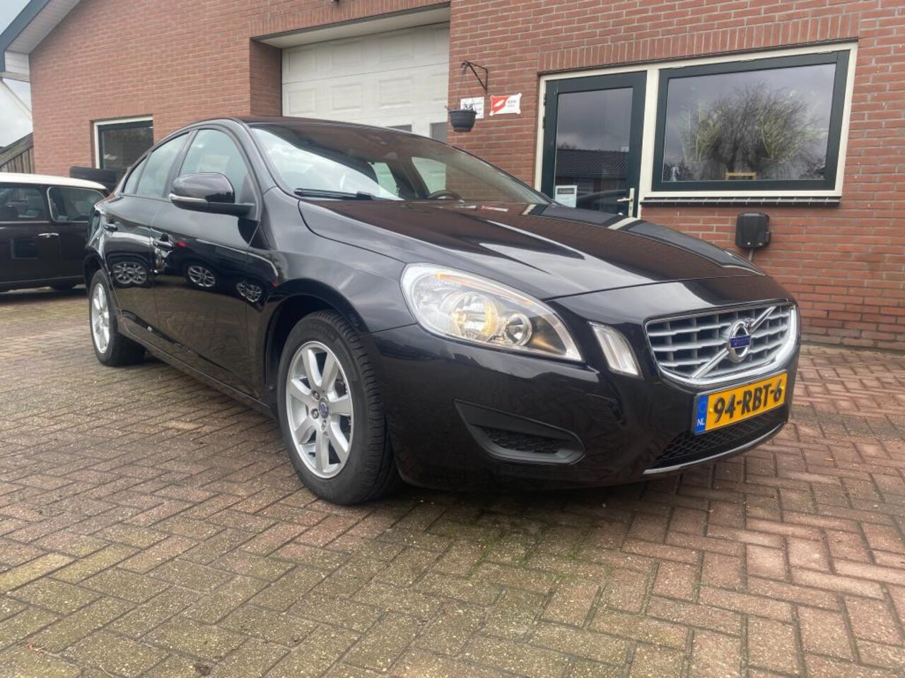 Volvo S60 - 1.6 T4 Kinetic 1.6 T4 Kinetic - AutoWereld.nl