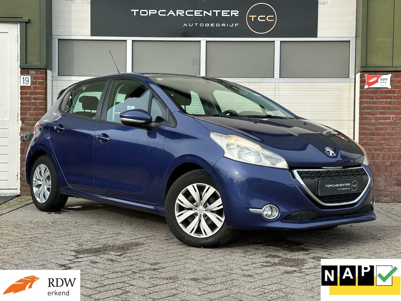 Peugeot 208 - 1.2 VTi Blue Lease/AIRCO/TREKH/APK/NAP - AutoWereld.nl