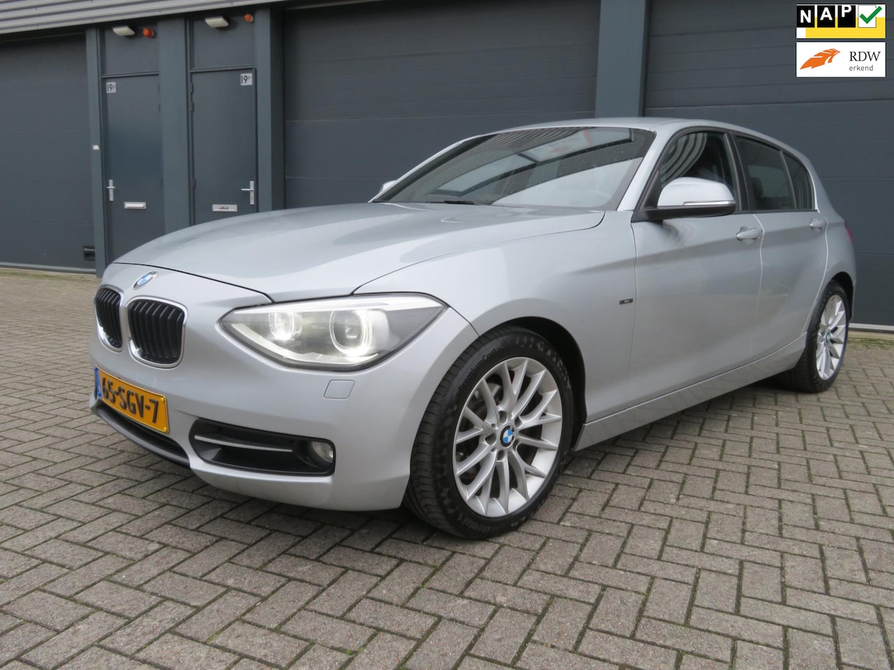 BMW 1-serie - 116i Business 116i Business - AutoWereld.nl