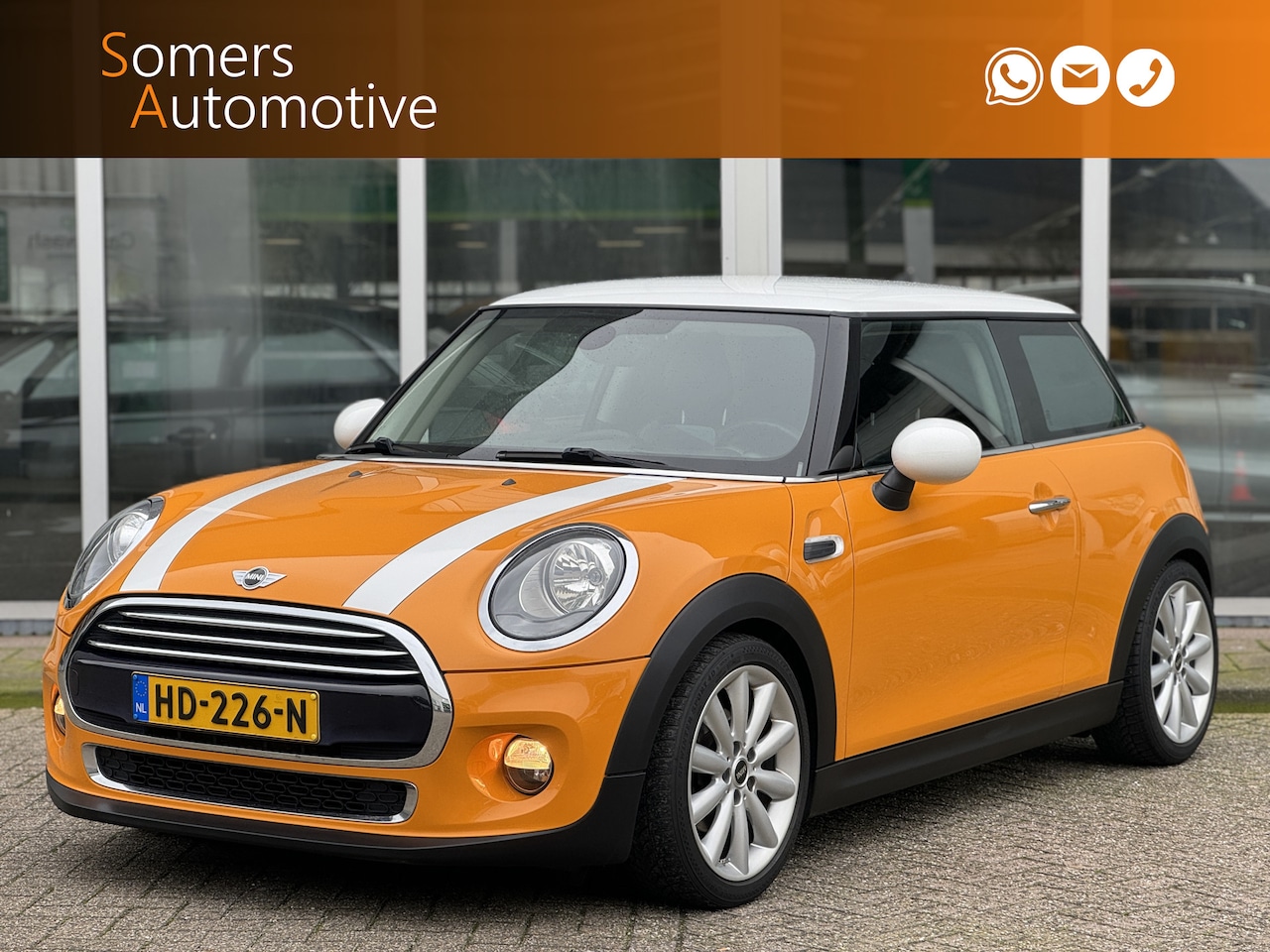 MINI Cooper - 1.5 Chili Business | Lederen Sportstoelen | Navigatie | 17" | HUD - AutoWereld.nl