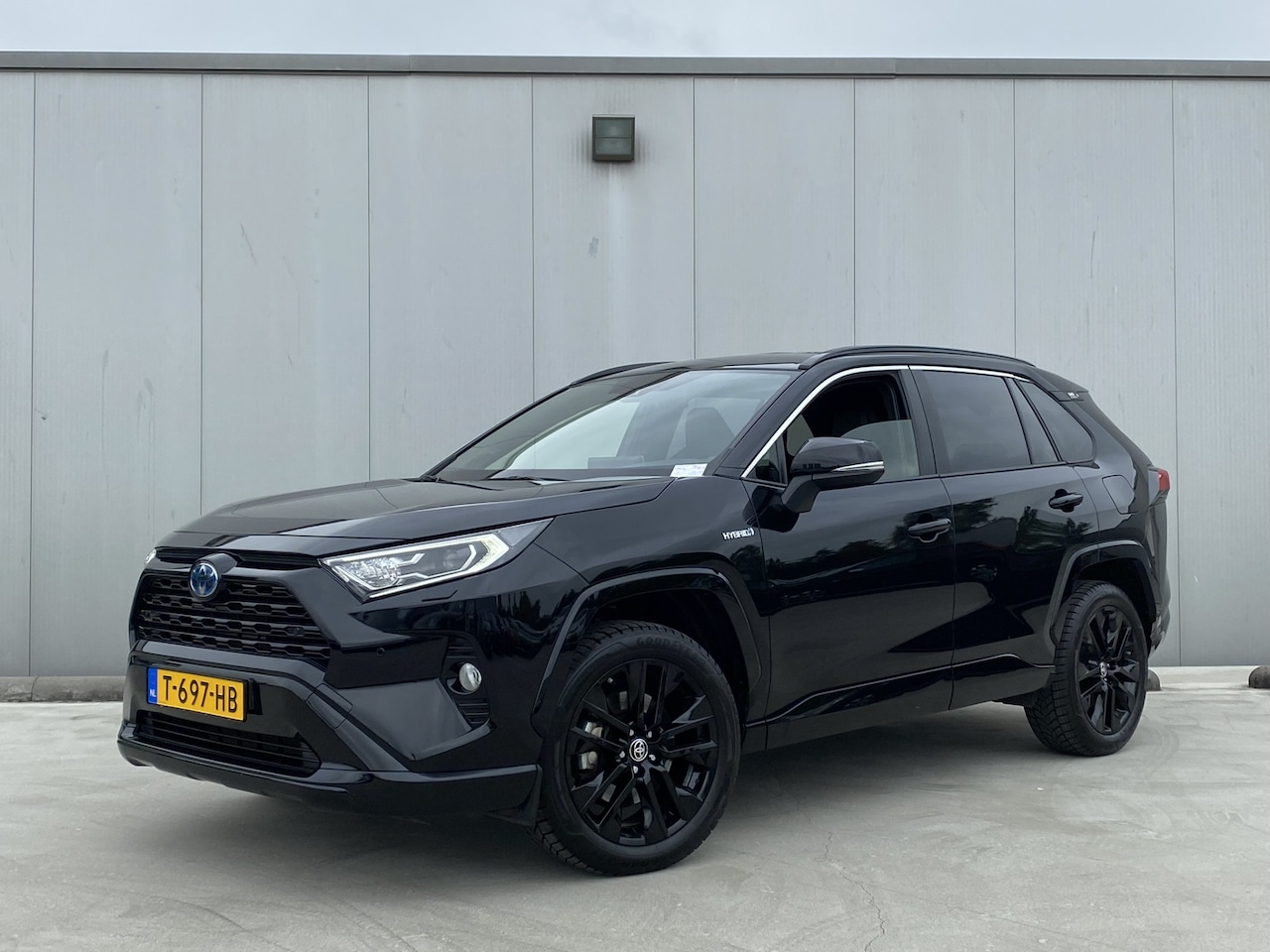 Toyota RAV4 - 2.5 Hybrid AWD Black Edition 2.5 Hybrid AWD Black Edition - AutoWereld.nl