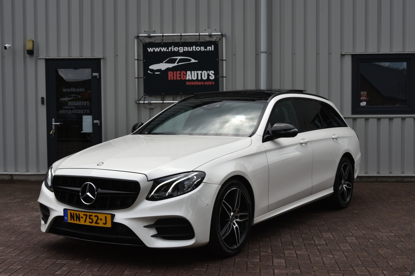 Mercedes-Benz E-klasse Estate - 220 d Ambition AMG!! Alle opties. ORG NL!! 360graden camera!! - AutoWereld.nl