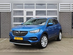 Opel Grandland X - 1.2 Turbo Business Executive / Carplay / Trekhaak / 19" / N.A.P