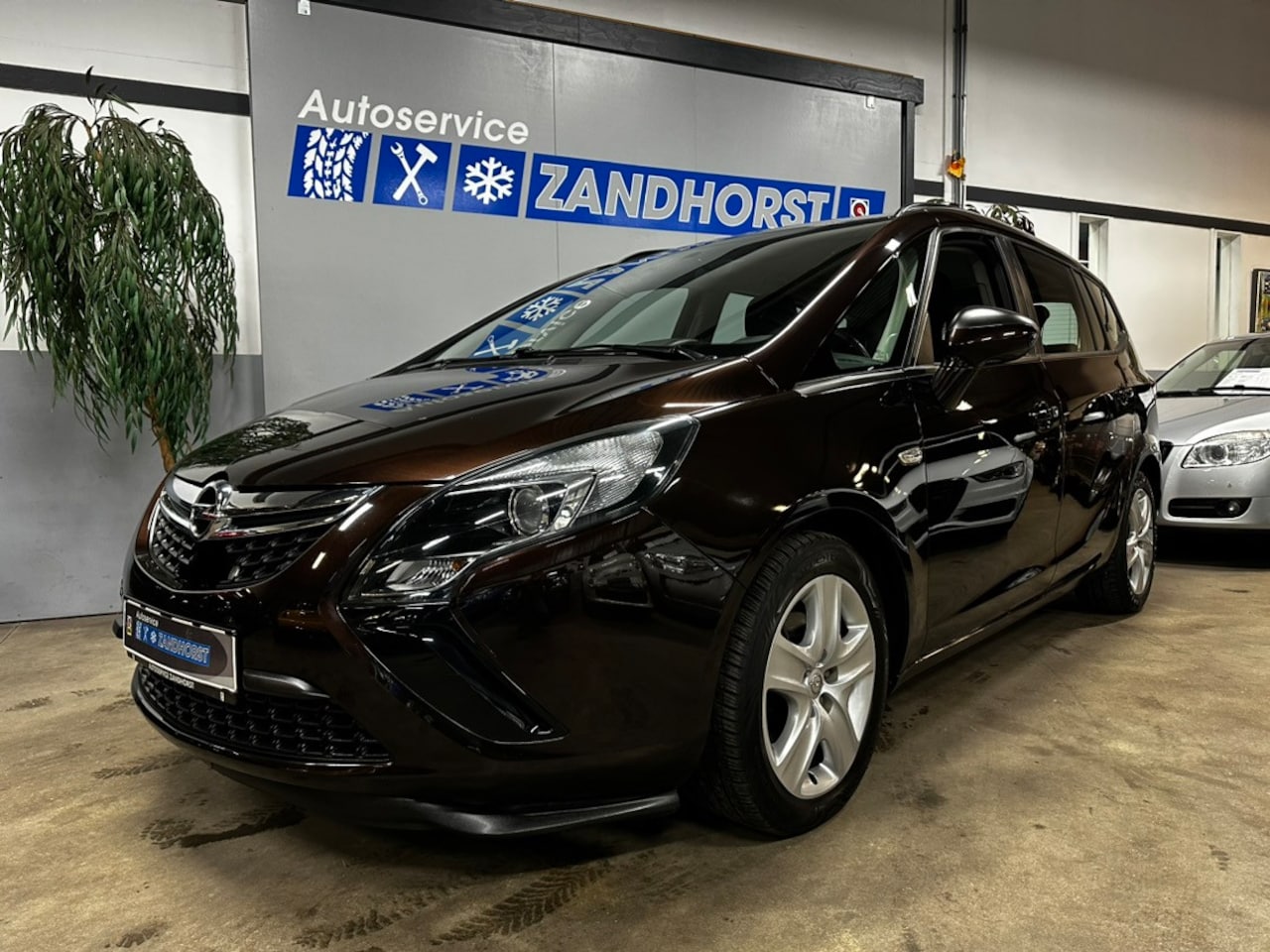 Opel Zafira Tourer - 1.4 Business+ - AutoWereld.nl