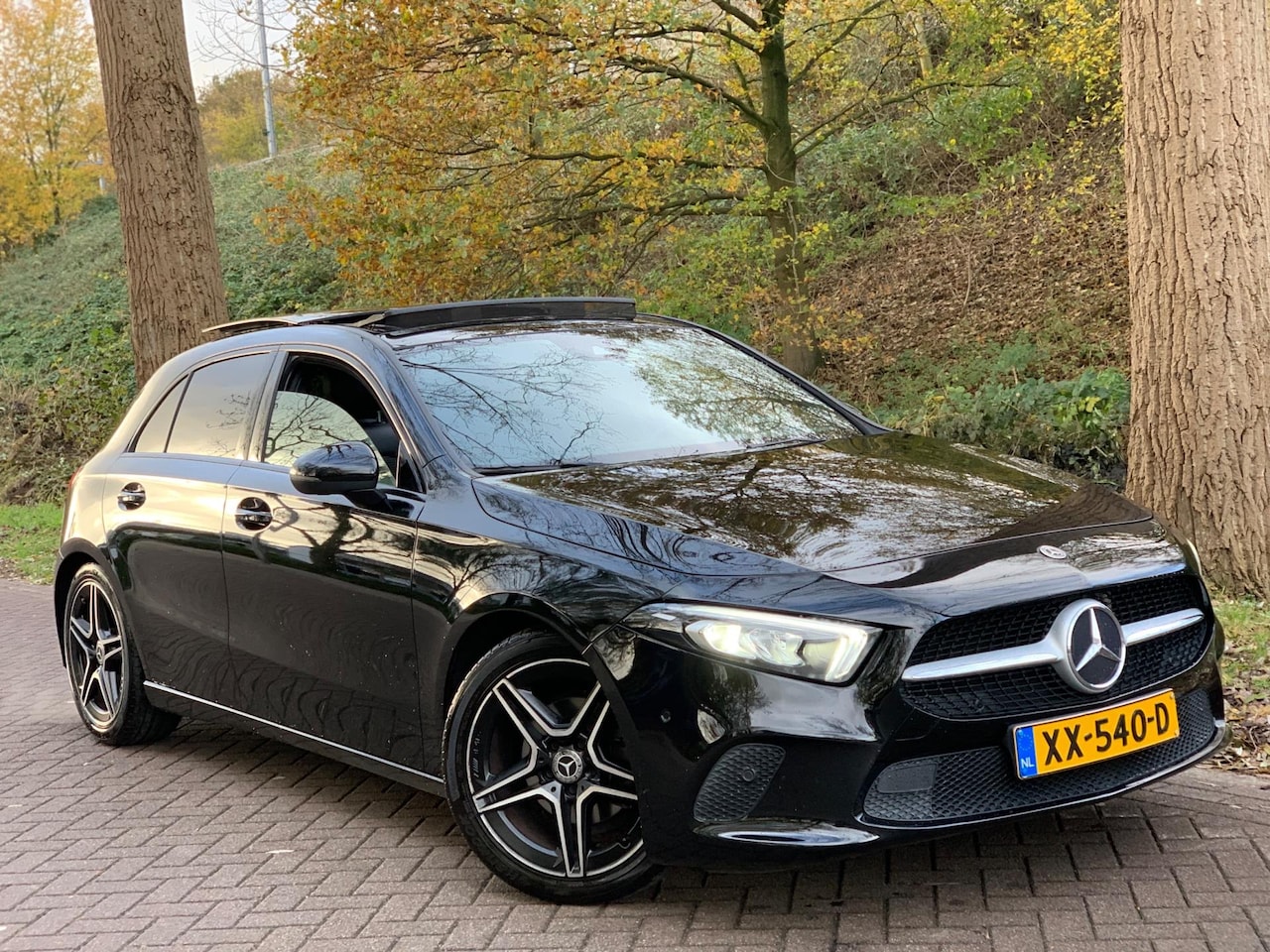 Mercedes-Benz A-klasse - 180 Advantage A180 AMG PANO WIDE LUXE UITVOERING! - AutoWereld.nl