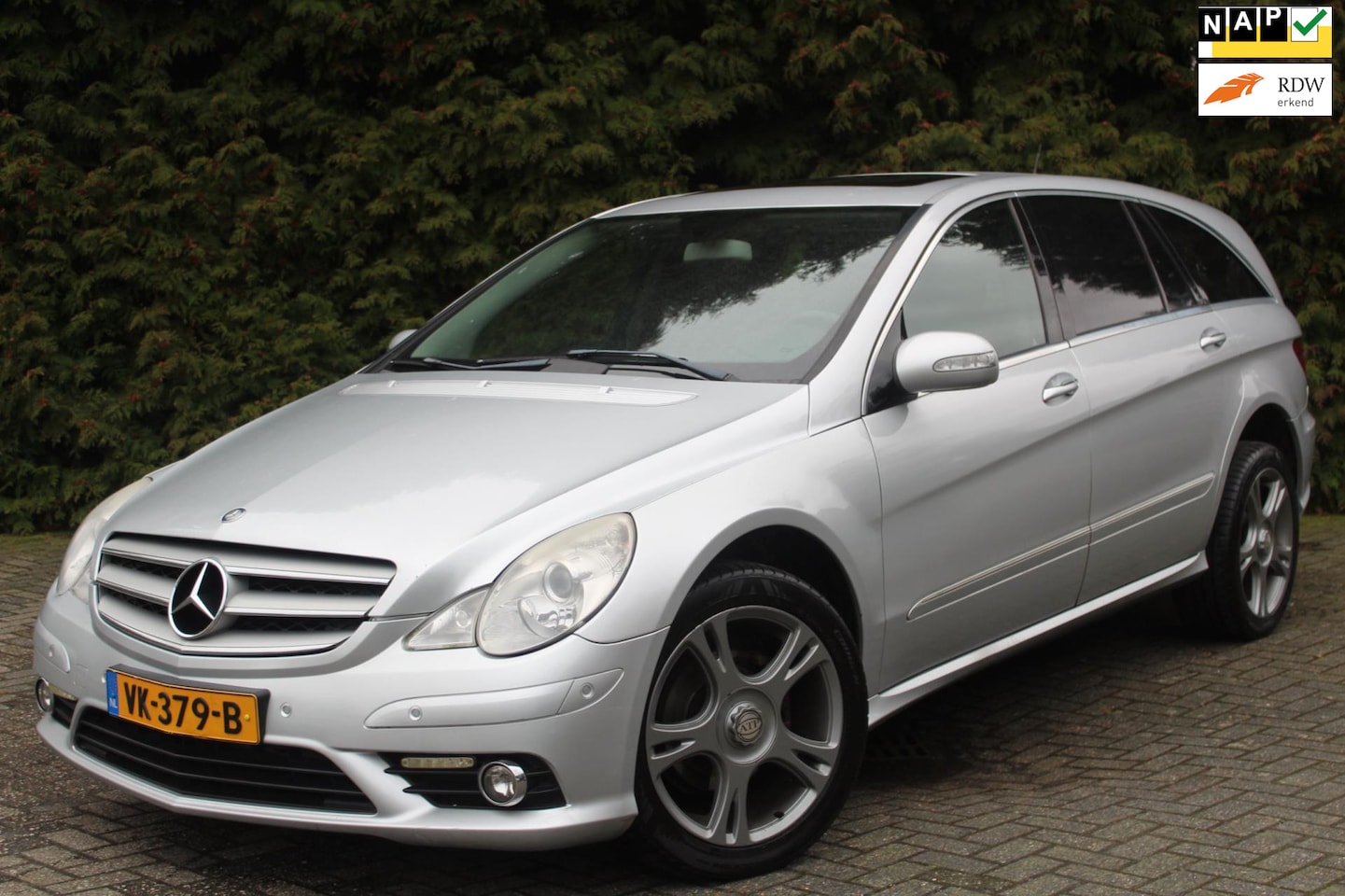 Mercedes-Benz R-klasse - 280 CDI 190PK | Grijs kenteken | Cruise Control | PDC V+A | LMV | Leder | Elektrische stoe - AutoWereld.nl