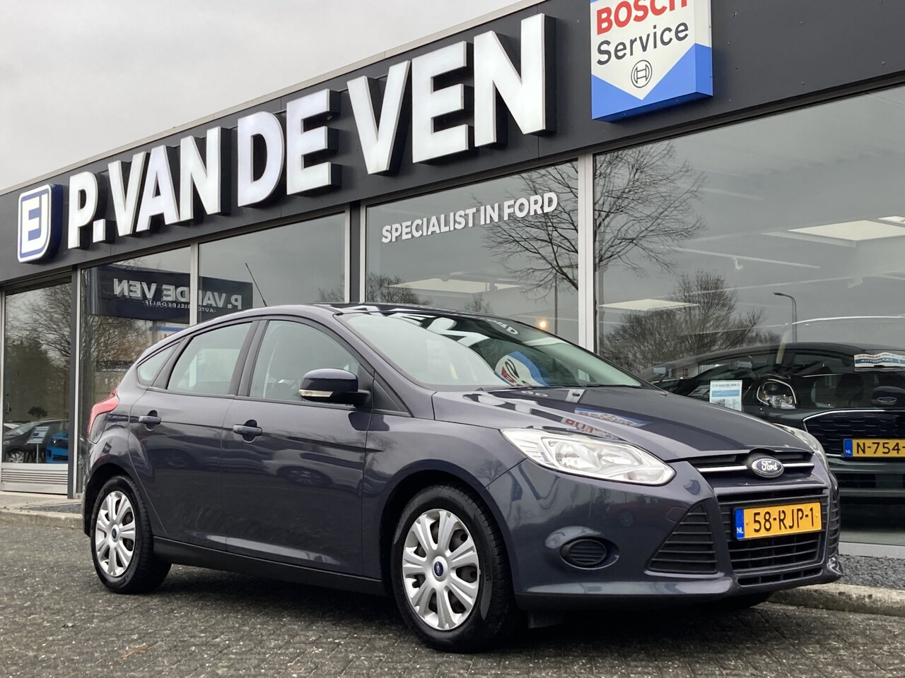 Ford Focus - 1.6 TI-VCT Trend 105pk/77kW | Trekhaak | Navigatie | Bluetooth | etc. etc. - AutoWereld.nl