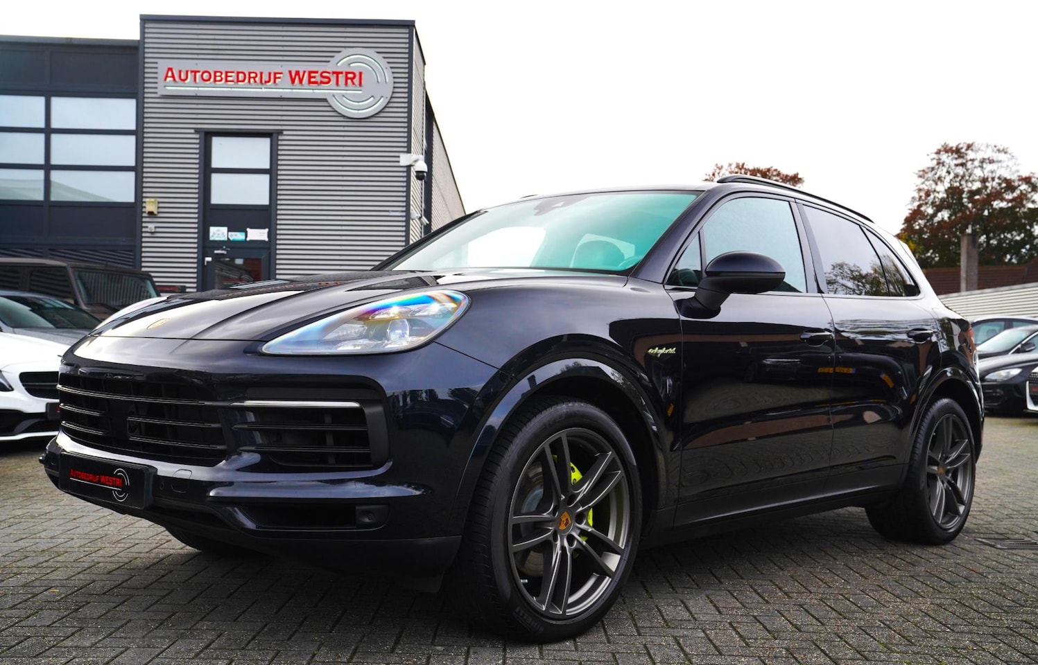 Porsche Cayenne - 3.0 E-Hybrid | Sport Chrono | Bose Sound | Panorama | Luchtvering | Trekhaak | Adaptieve C - AutoWereld.nl