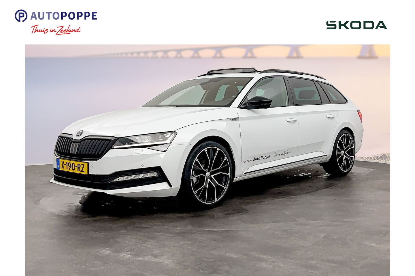 Skoda Superb Combi - 1.5 TSI ACT Sportline Business DSG - Panoramadak - 20 inch - Trekhaak - AutoWereld.nl