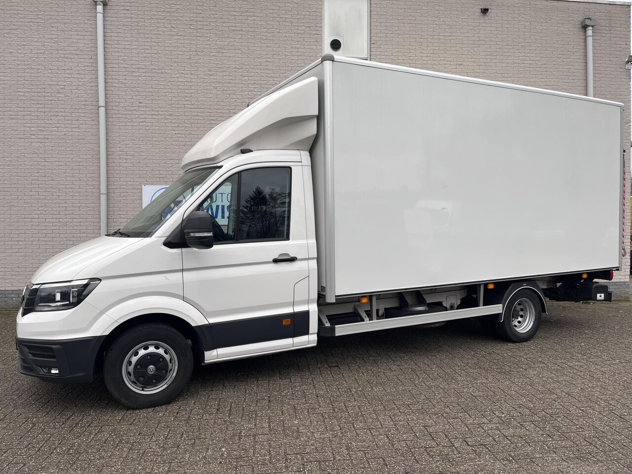 Volkswagen Crafter - 50 2.0 TDI L5 DL Comfl laadklep/meubelbak alarm - AutoWereld.nl