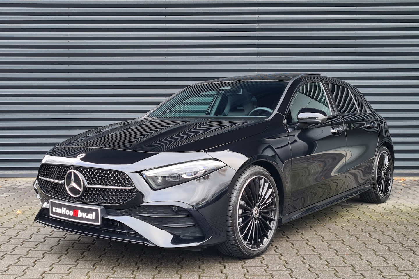 Mercedes-Benz A-klasse - 200 AMG Line - Panodak - Multibeam - Burmester - AutoWereld.nl