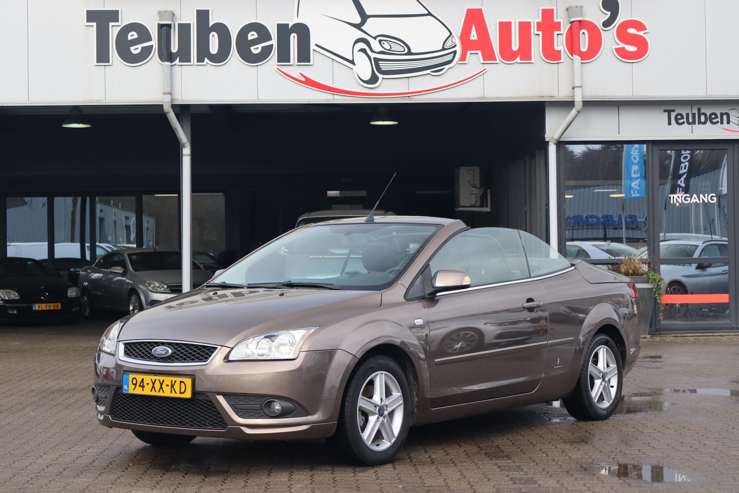 Ford Focus Coupé-Cabriolet - 1.6-16V Trend Elektrische cabrio dak, Stoelverwarming, Climate control, Cruise control - AutoWereld.nl