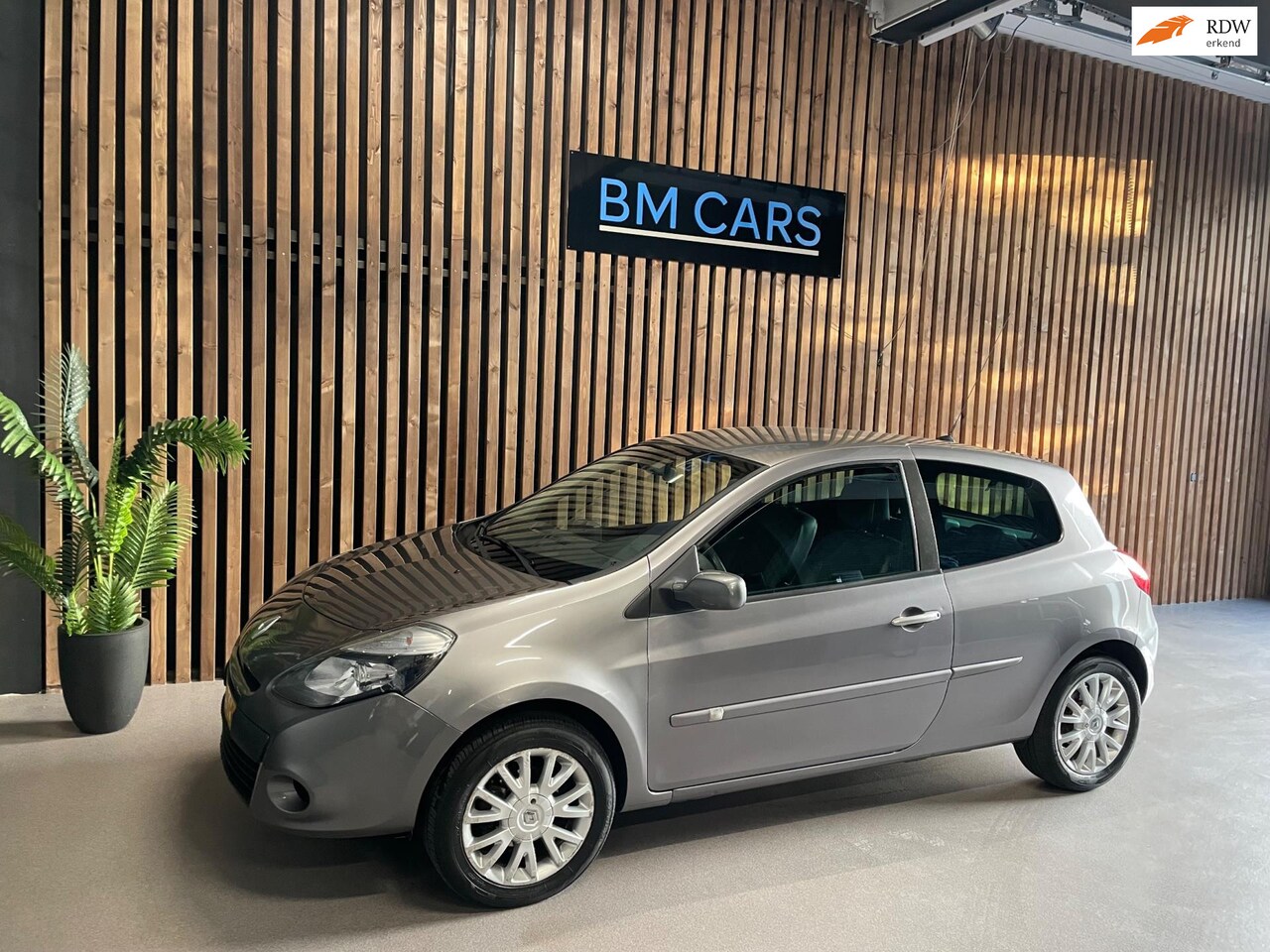 Renault Clio - 1.6 20th Anniversary [bj 2010] AUTOMAAT|Airco|Navi - AutoWereld.nl