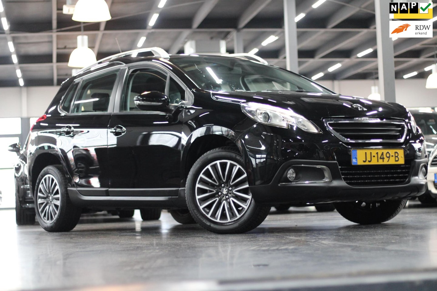 Peugeot 2008 - 1.2 Automaat|Pano|Navi|Pdc |Airco|Ecc|116.000km - AutoWereld.nl