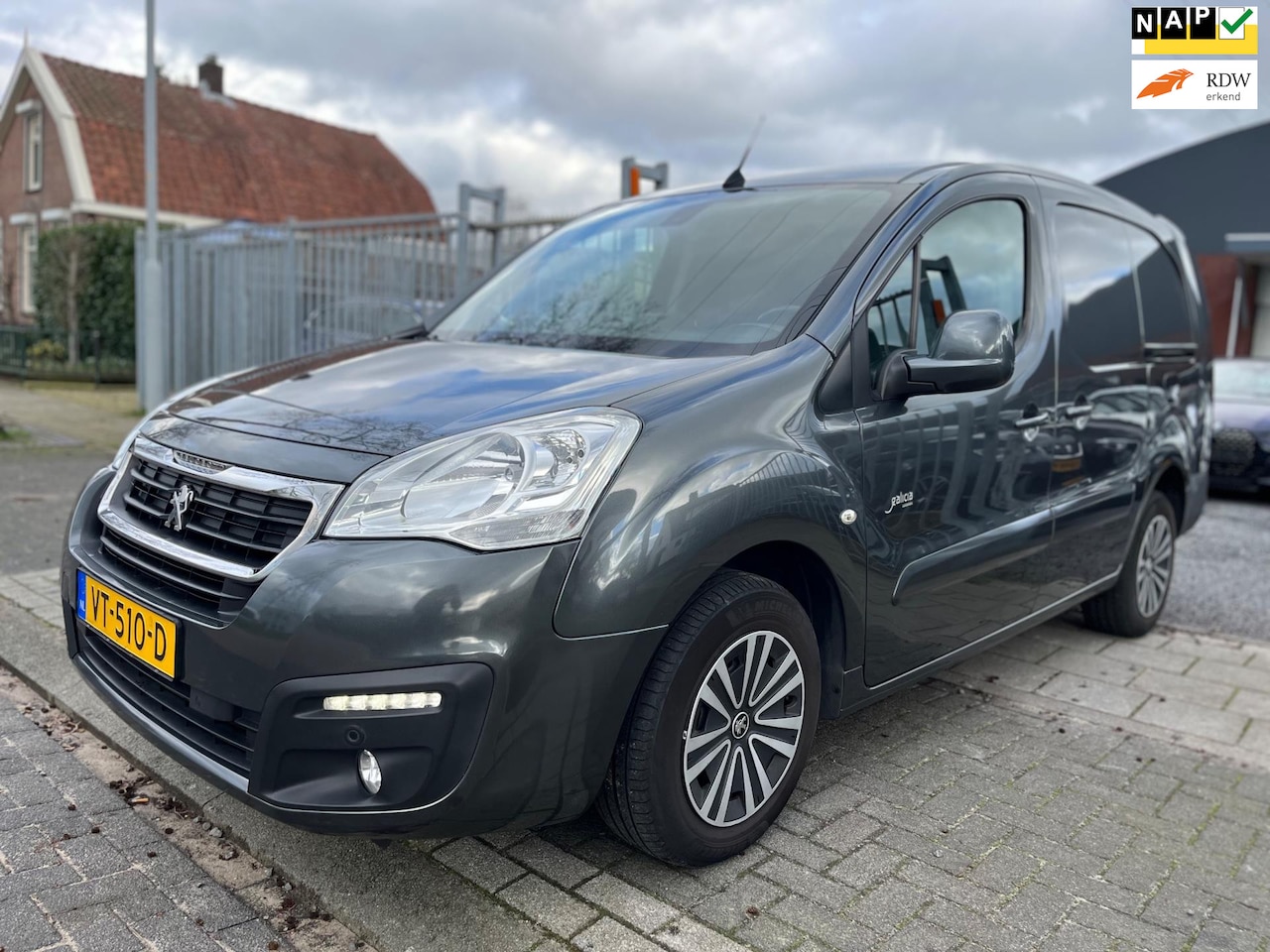 Peugeot Partner - 122 1.6 BlueHDi L2 Première | AUT | 2 x schuifdeuren | - AutoWereld.nl