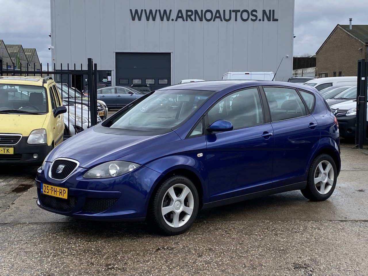 Seat Altea - 1.6 Reference 1.6 Reference, AIRCO, CRUISE CONTROL, ELEK-RAMEN, RADIO-CD-MP3-AUX, ISOFIX, CENT-VERGRENDE - AutoWereld.nl