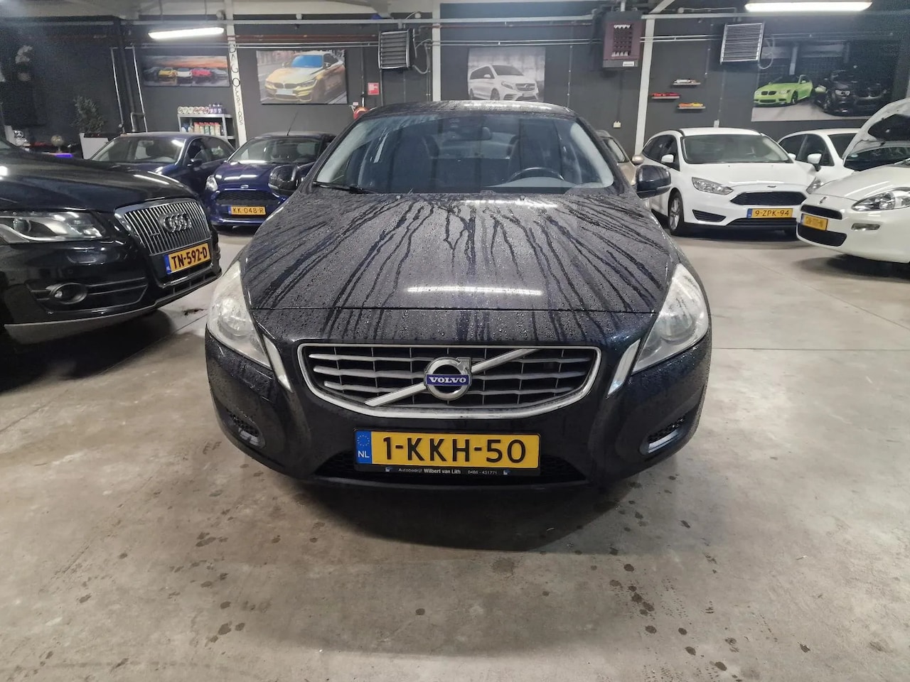 Volvo V60 - 1.6 D2 Momentum 1.6 D2 Momentum - AutoWereld.nl